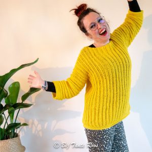 Babette-Rose-trui-happy-scaled-1.jpg