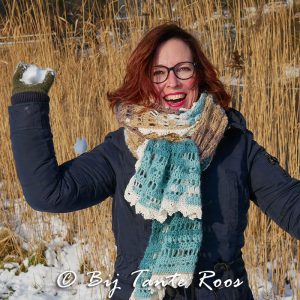 Haakpakket Stardust Pearl Rose shawl maat L